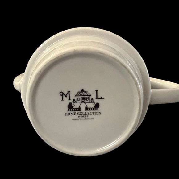 M.L. Home Collection by D.F.T.E. Small Cow Teapot “Vachement Star!” - Picture 4 of 4